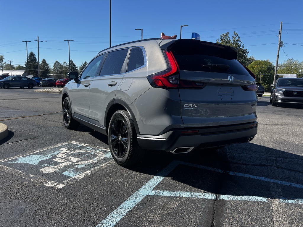 2025 Honda CR-V Hybrid Sport Touring photo 3