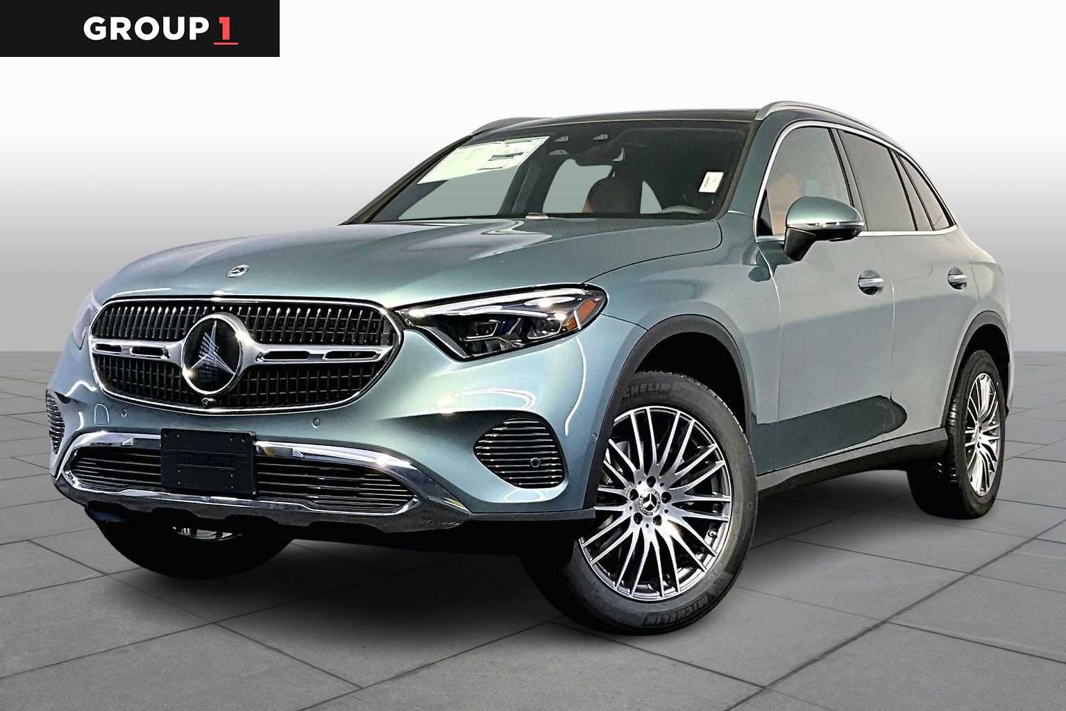 2026 Mercedes-Benz GLC Base's photo