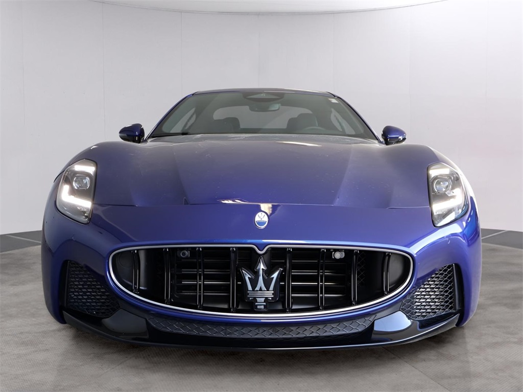 2024 Maserati Granturismo Modena photo 2