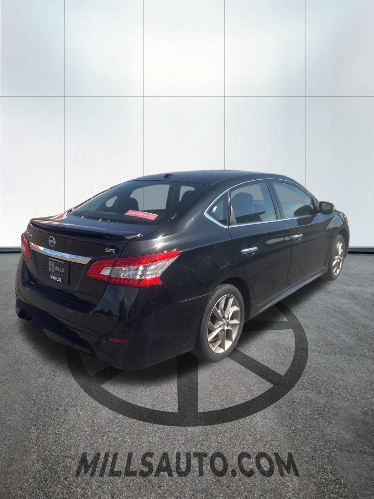 2015 Nissan Sentra SR photo 3