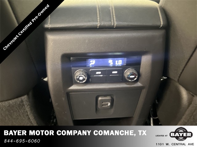 2022 Chevrolet Traverse Leather photo 16
