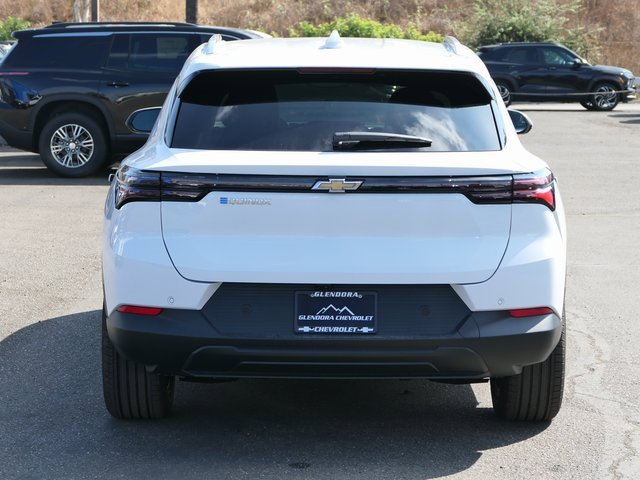2026 Chevrolet Equinox LT photo 4