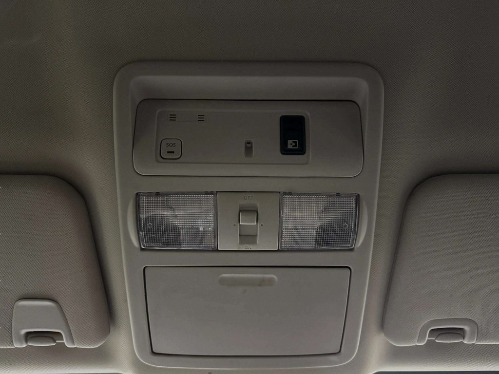 2019 Nissan Titan photo 22