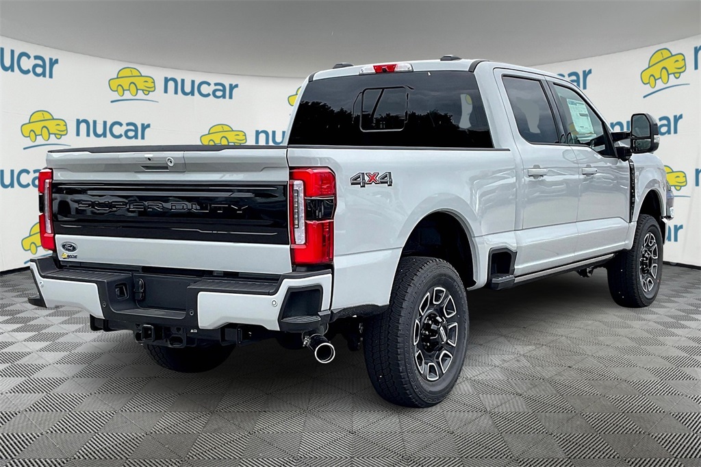 2025 Ford F-350 photo 3