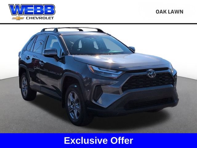 2023 Toyota RAV4 XLE's photo