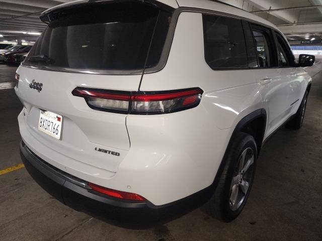 2021 Jeep Grand Cherokee Limited photo 2