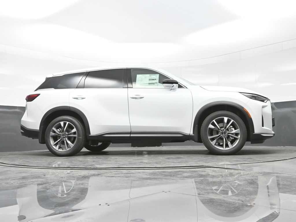 2026 Infiniti QX60 Pure photo 25