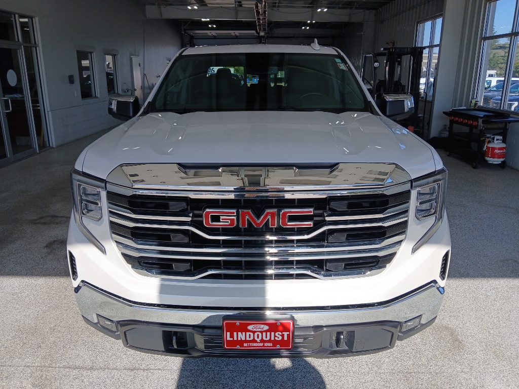 2023 Gmc Sierra SLT photo 2