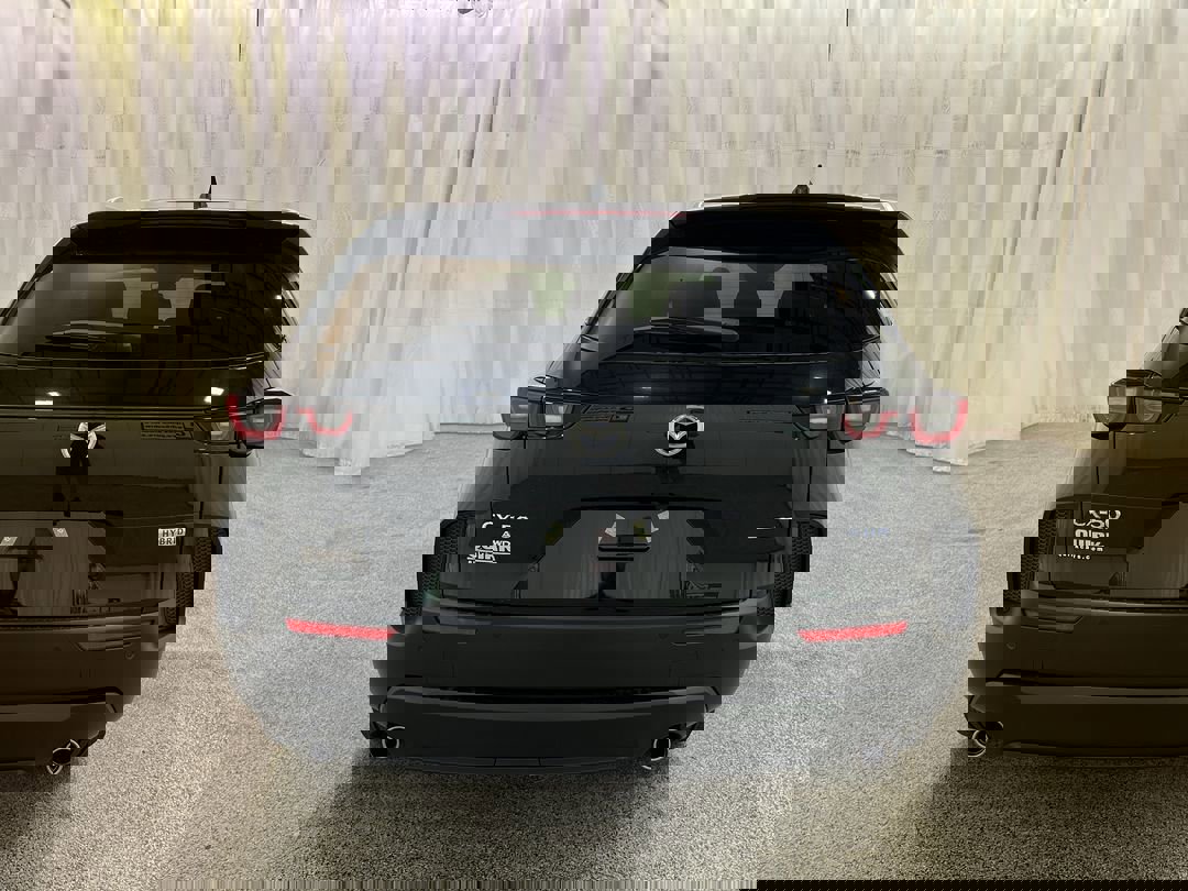 2026 Mazda CX-50 2.5 Preferred photo 2