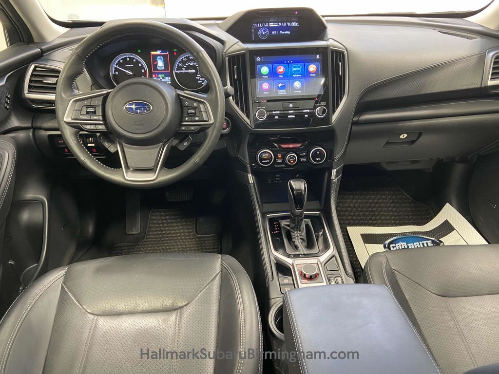 2023 Subaru Forester Touring photo 10