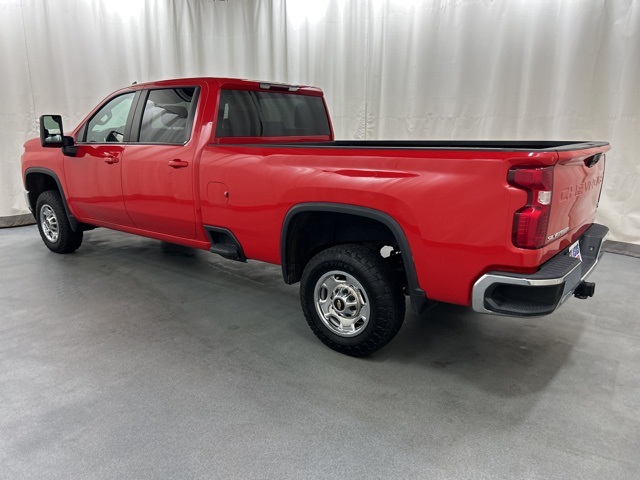 2022 Chevrolet Silverado 2500HD LT photo 3