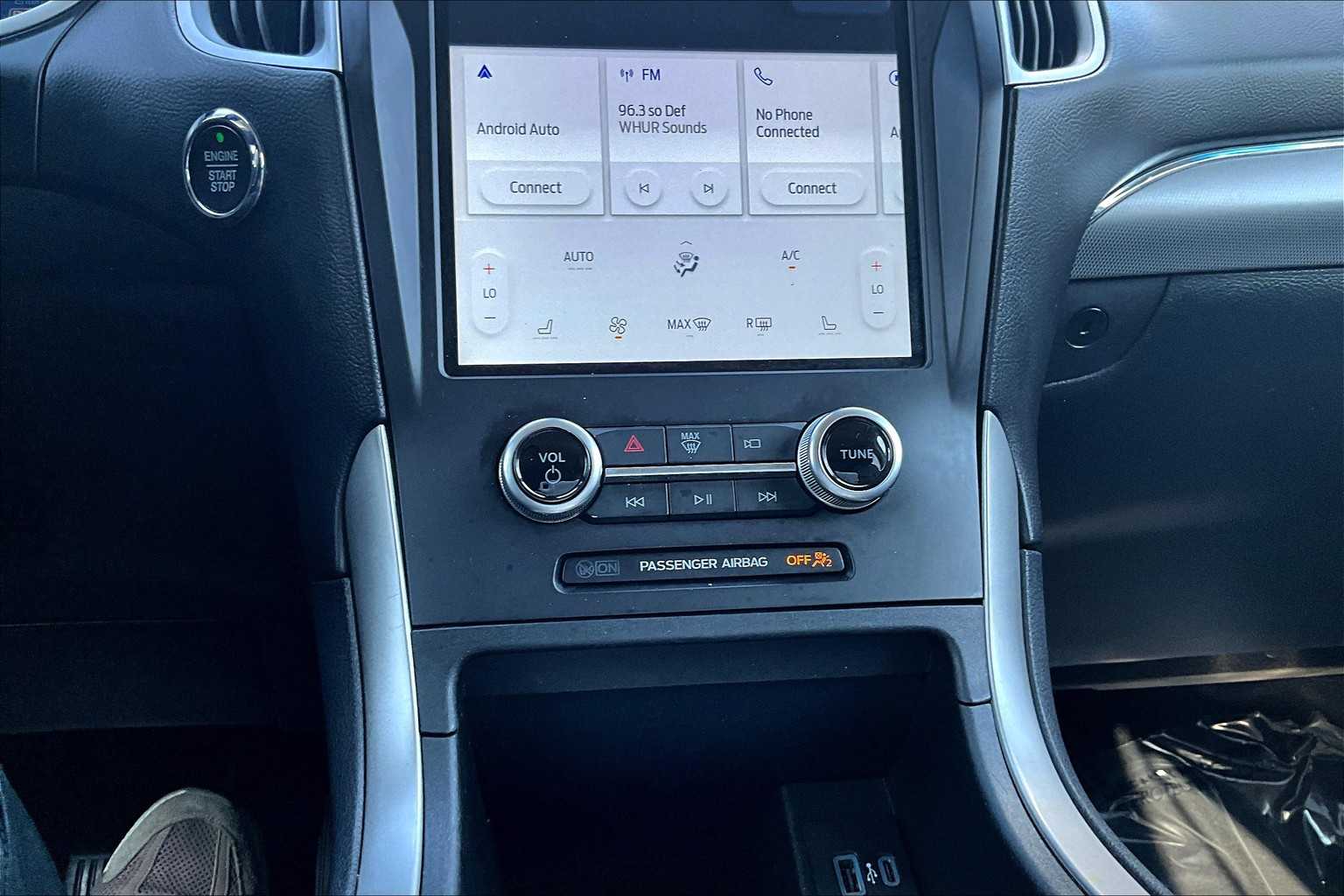 2021 Ford Edge SEL photo 31