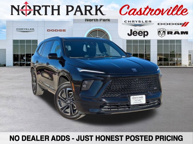 2025 Buick Enclave Sport Touring's photo