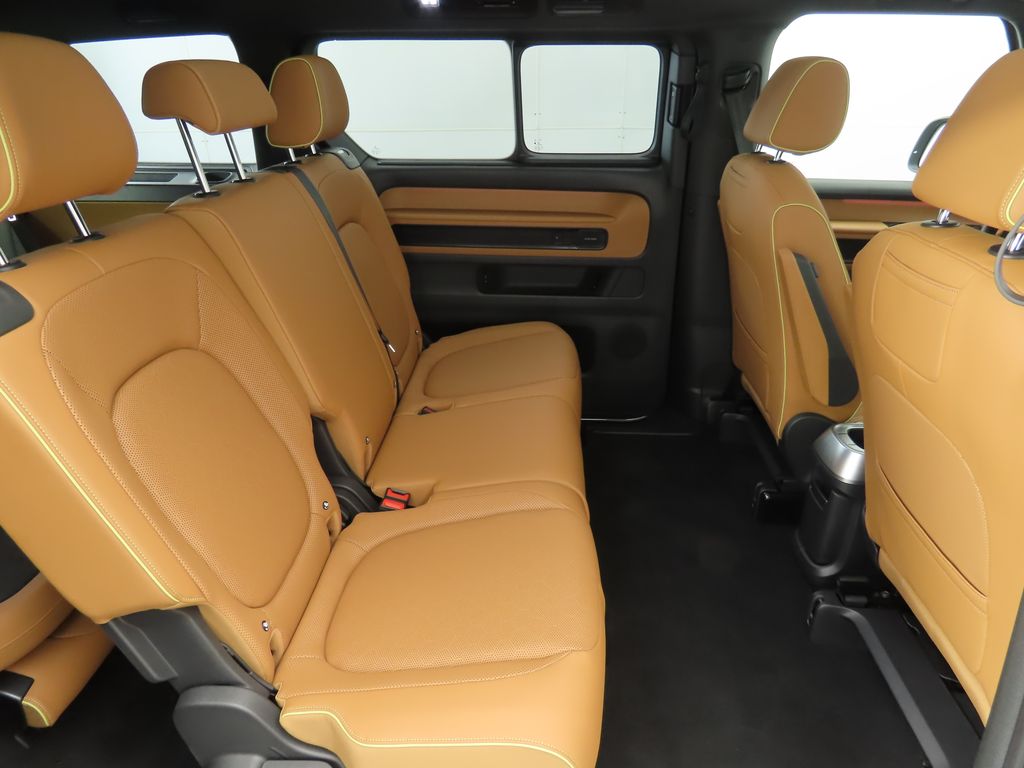 2025 Volkswagen ID. Buzz Pro Plus photo 22