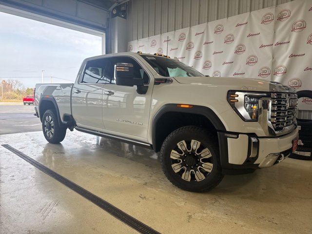 2026 Gmc Sierra 2500 HD Denali photo 2