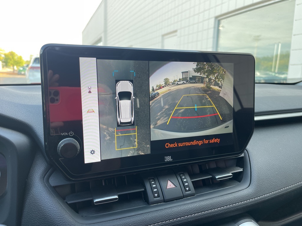 2024 Toyota RAV4 Hybrid Limited photo 5