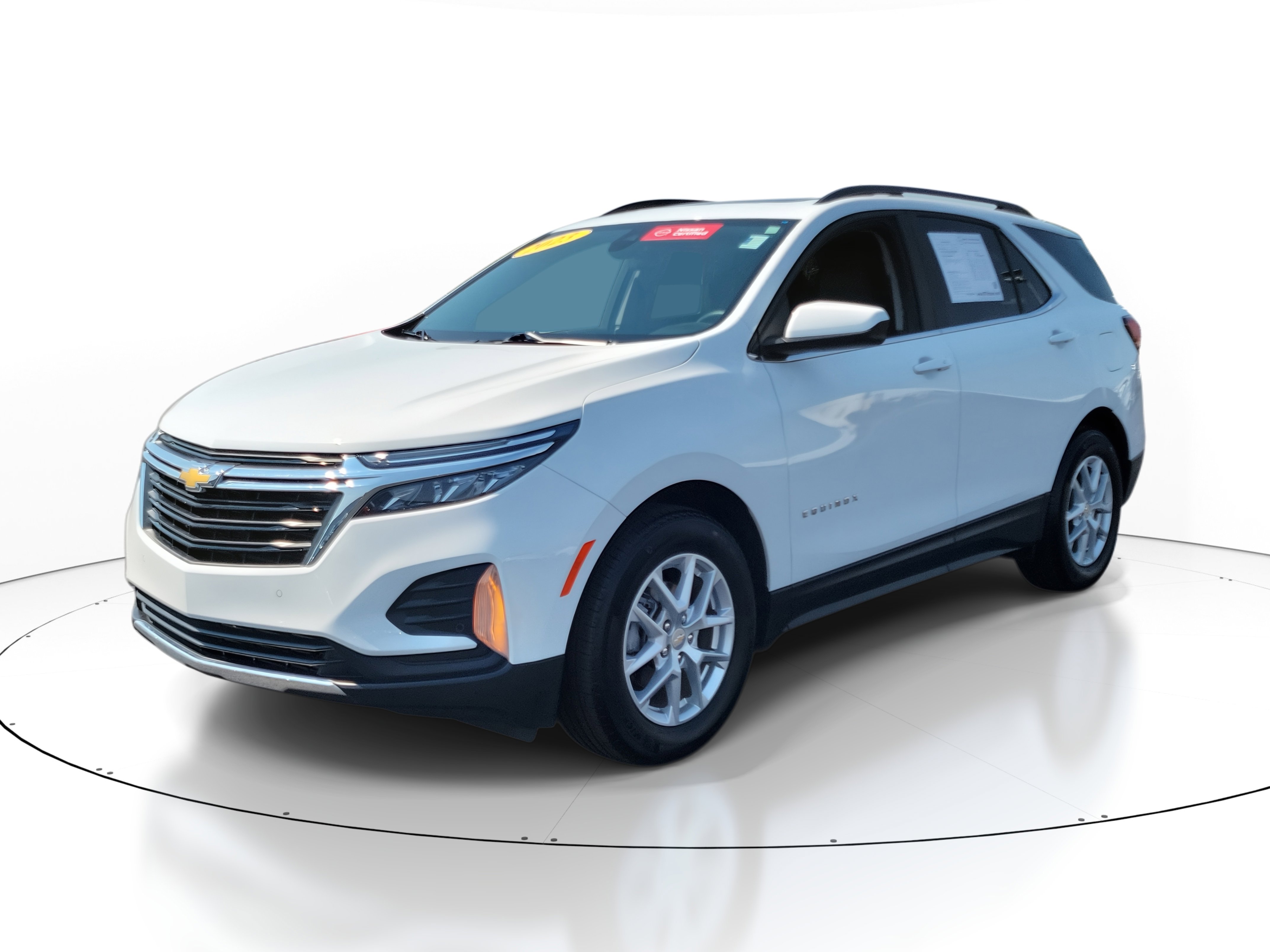 2023 Chevrolet Equinox LT photo 2