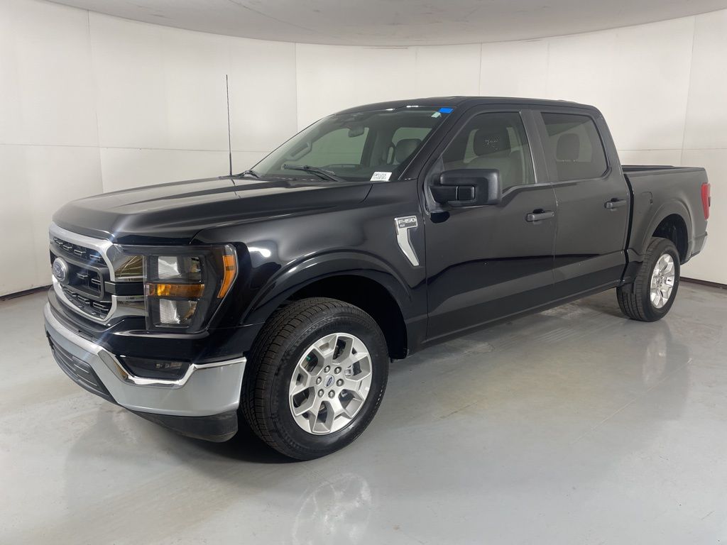 2023 Ford F-150 XLT photo 4