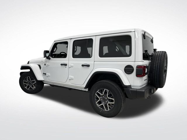 2025 Jeep Wrangler Sahara photo 3