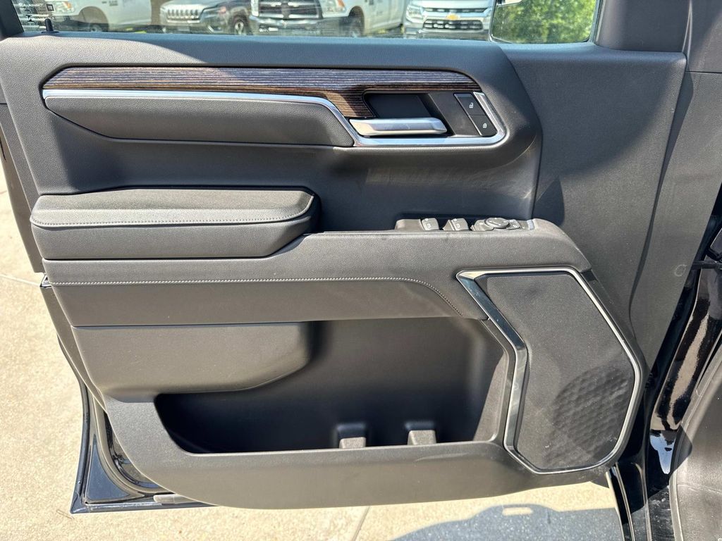 2023 Gmc Sierra 1500 Elevation photo 16