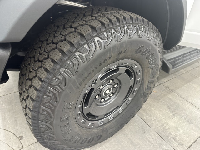 2025 Ford Bronco Outer Banks photo 34