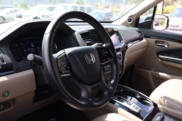 2019 Honda Pilot Touring photo 13