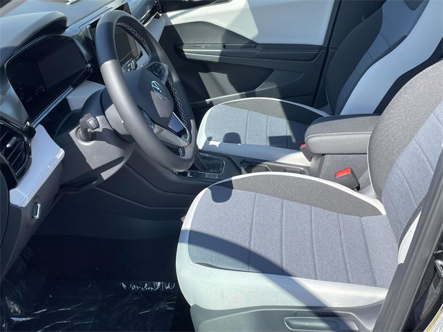 2025 Volkswagen Taos S photo 10