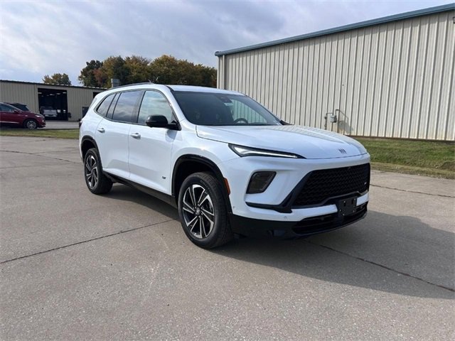 2026 Buick Enclave Sport Touring's photo