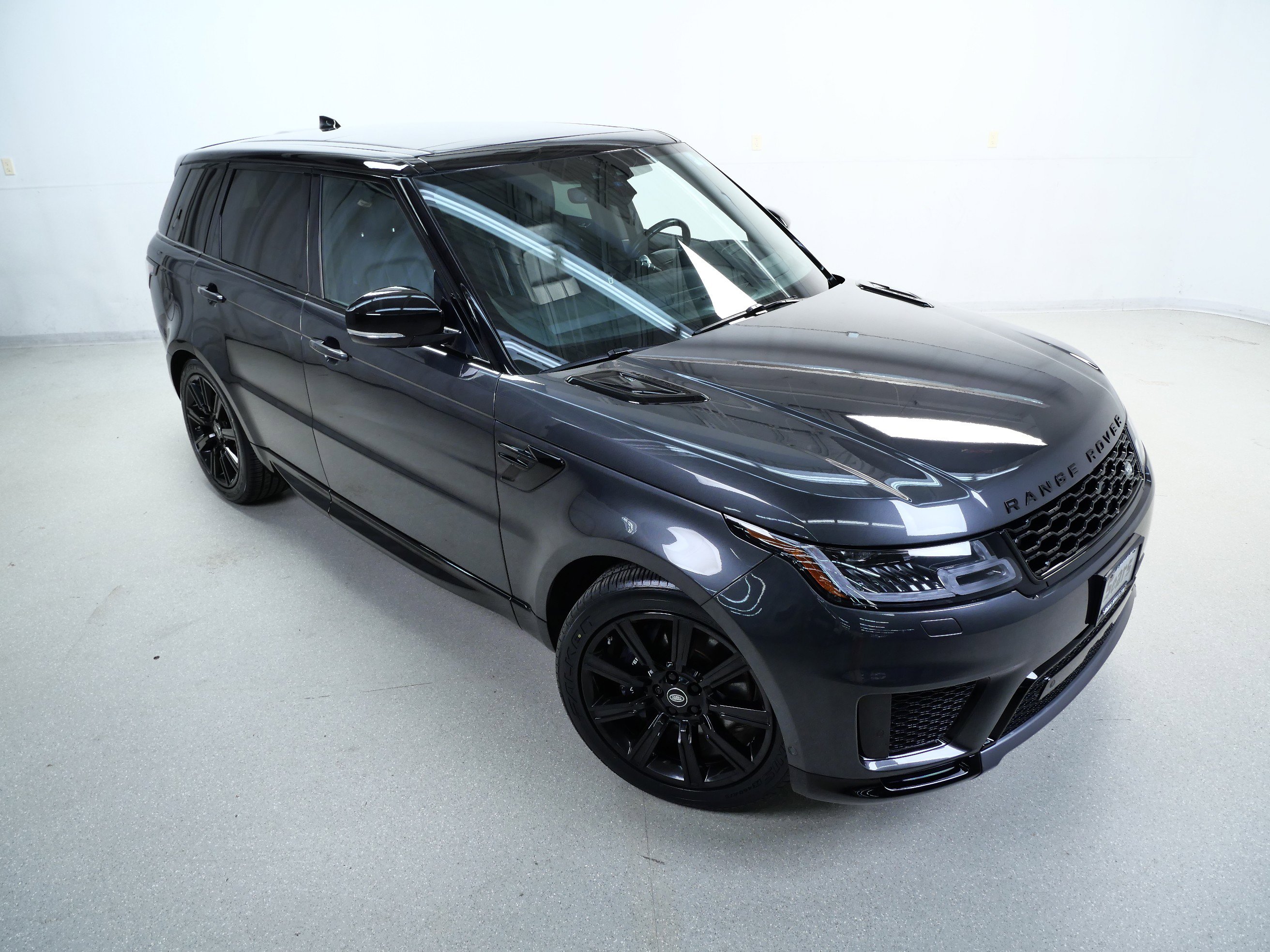 2021 Land Rover Range Rover Sport HSE Silver Edition photo 3
