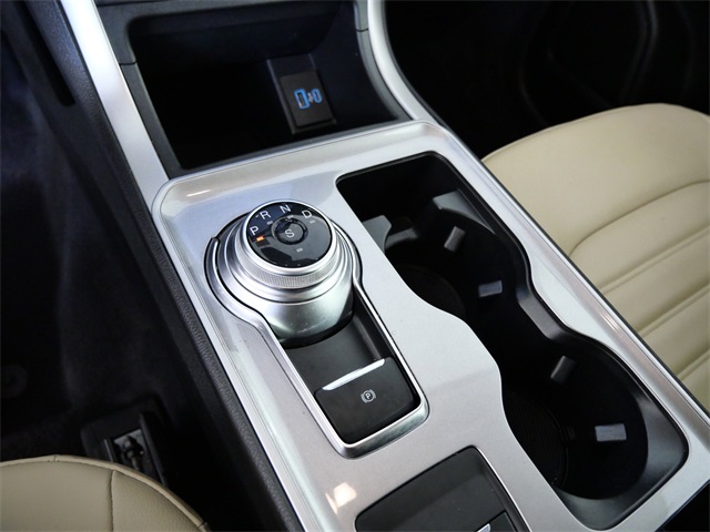 2024 Ford Edge SEL photo 17