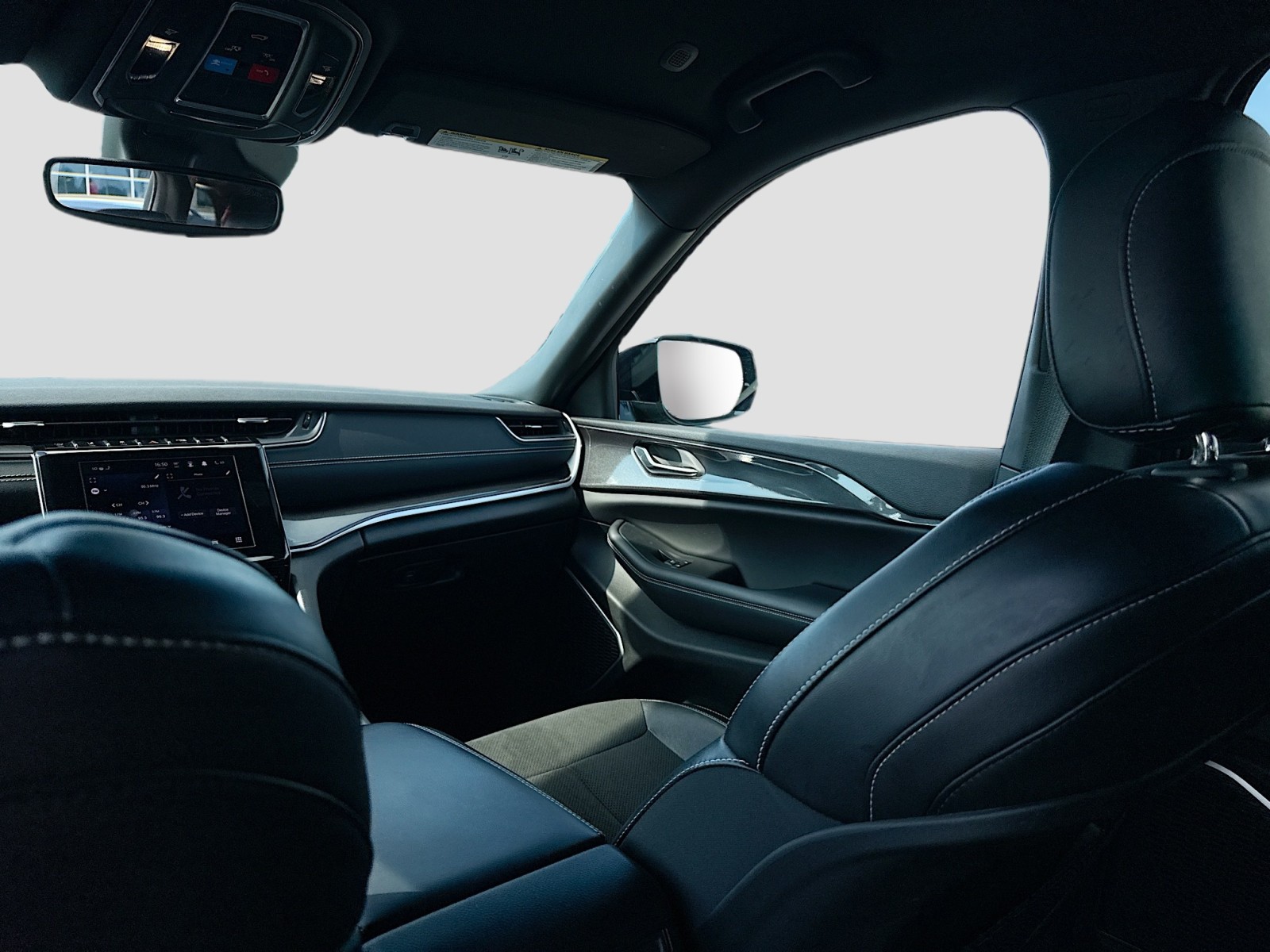 2022 Jeep Grand Cherokee Altitude photo 19