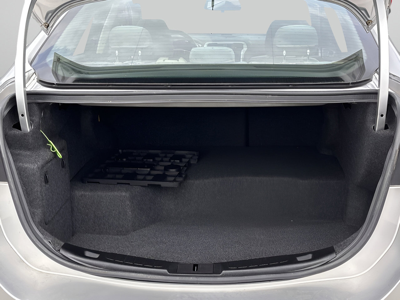 2018 Ford Fusion Hybrid S photo 7