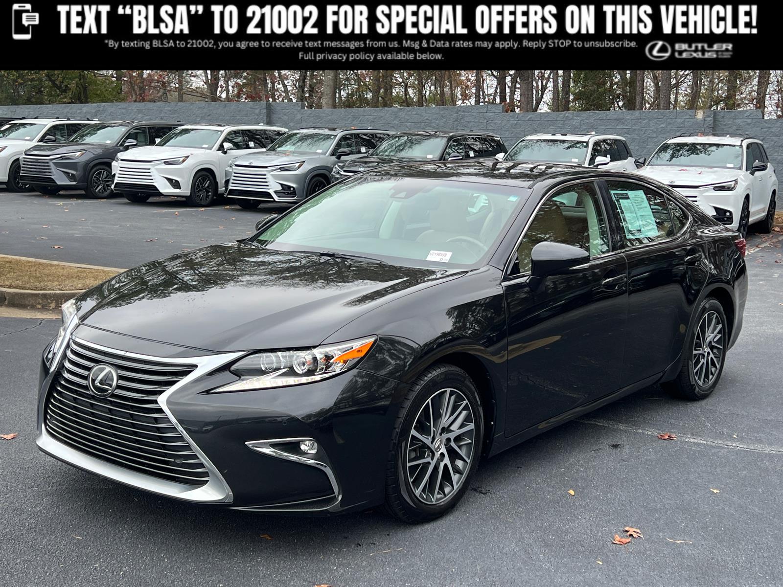 2016 Lexus ES 350's photo