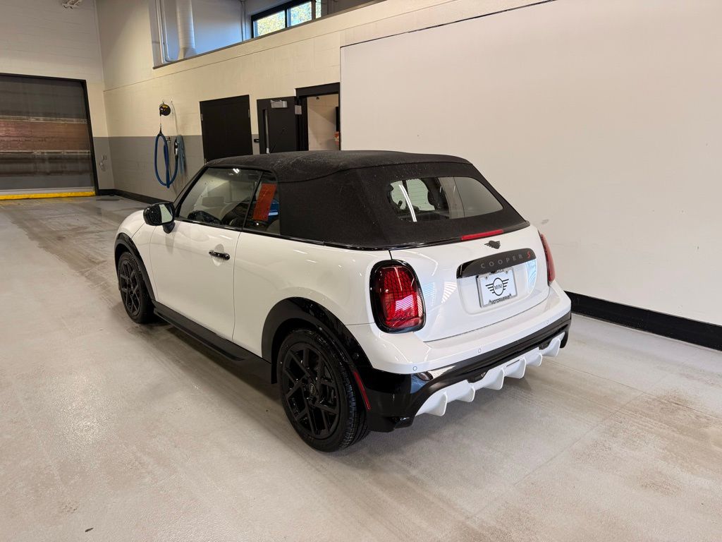 2026 Mini Cooper Convertible S photo 3