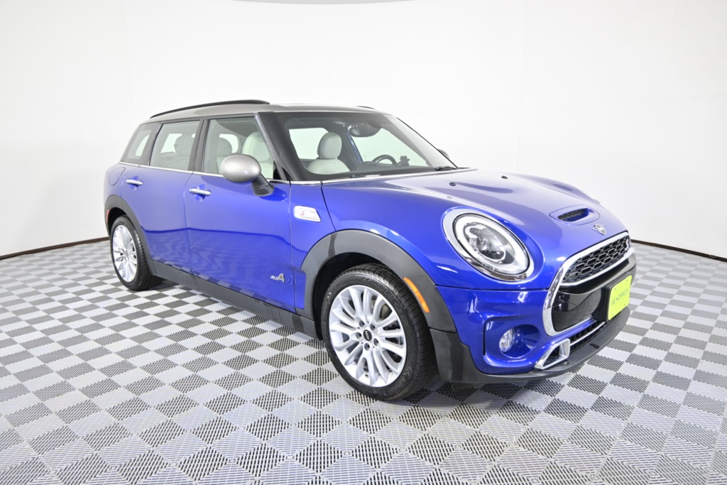2019 Mini Cooper Base S ALL4 photo 9