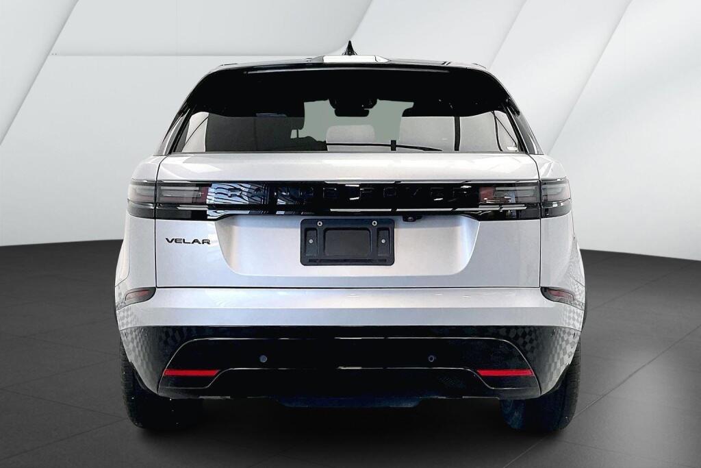 2025 Land Rover Range Rover Velar SE photo 3