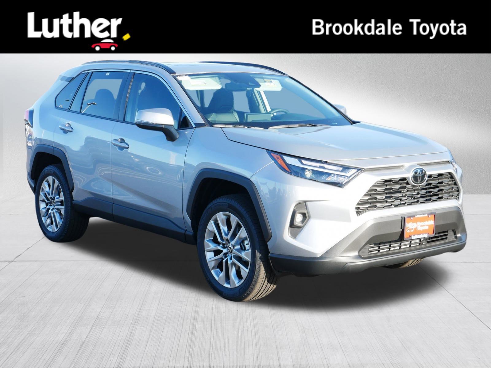 2025 Toyota RAV4 XLE Premium's photo