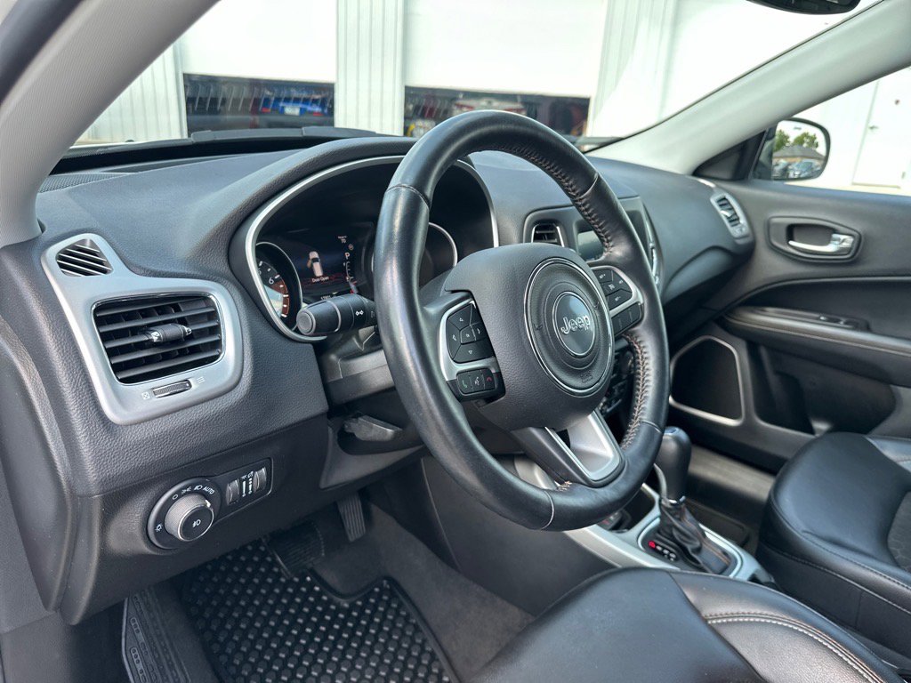 2021 Jeep Compass Latitude photo 17