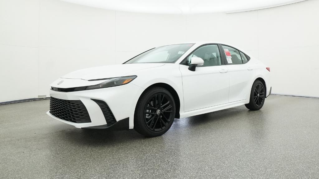 2025 Toyota Camry SE photo 6