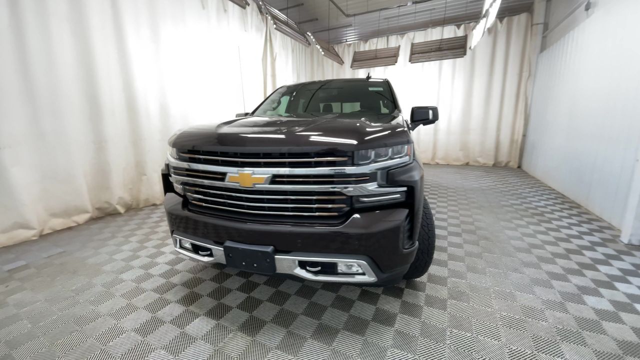 2019 Chevrolet Silverado 1500 High Country photo 3