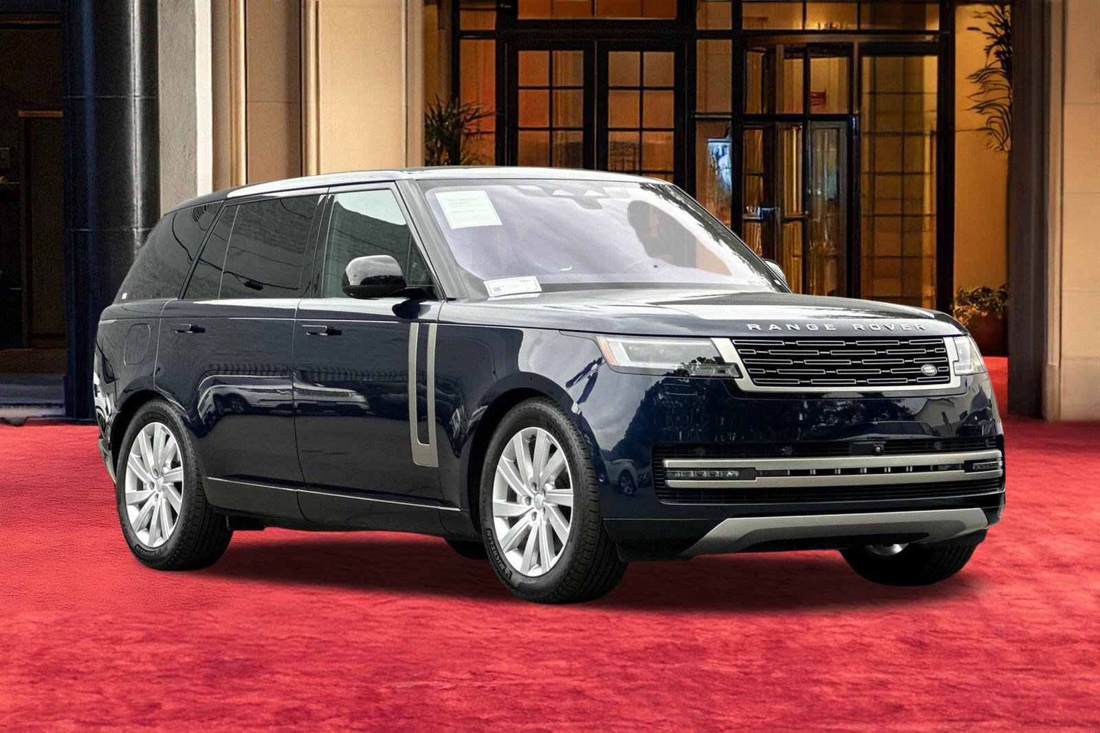 2023 Land Rover Range Rover SE photo 7