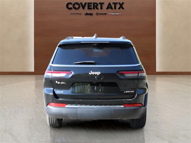 2025 Jeep Grand Cherokee Limited photo 3