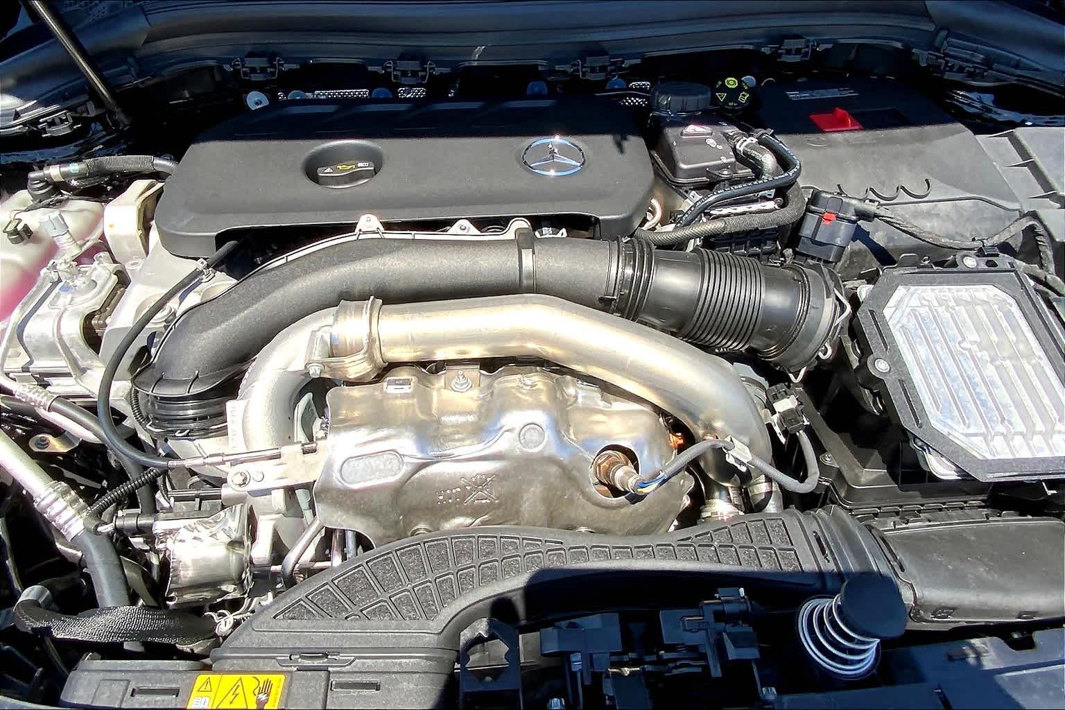 2025 Mercedes Benz GLA 250 photo 16