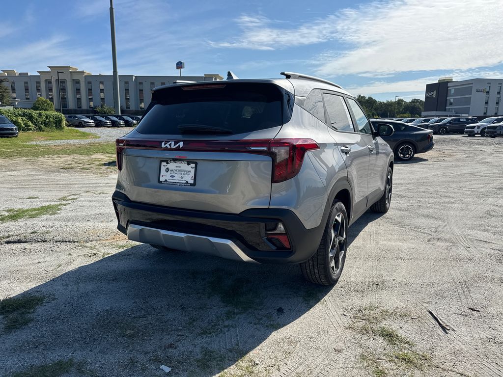 2026 Kia Seltos S photo 3