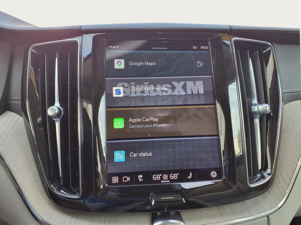 2022 Volvo XC60 B5 Inscription photo 18