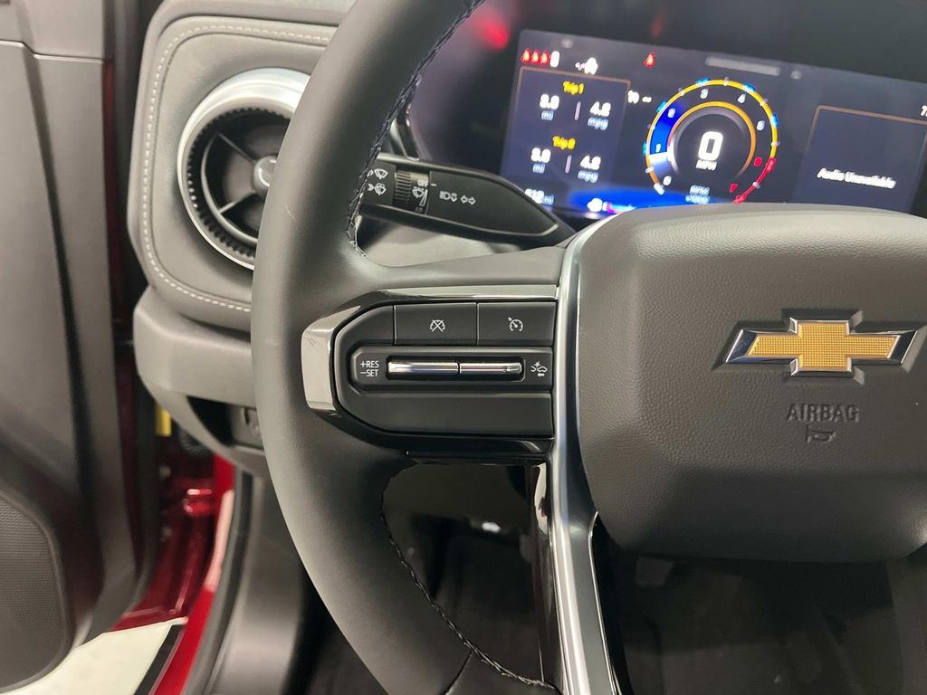2026 Chevrolet Colorado LT photo 17