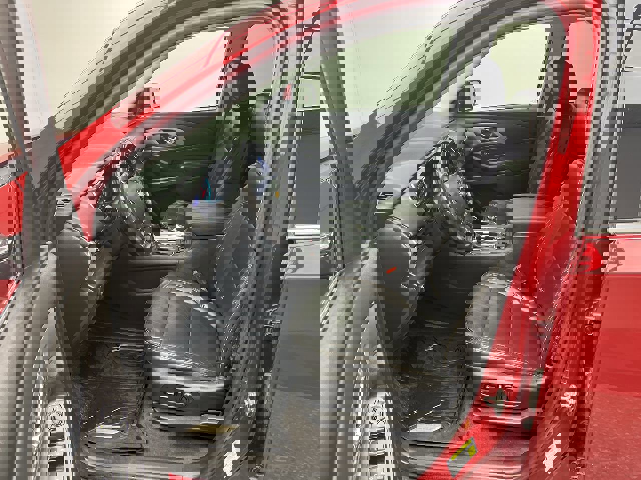 2020 Chevrolet Traverse Leather photo 3