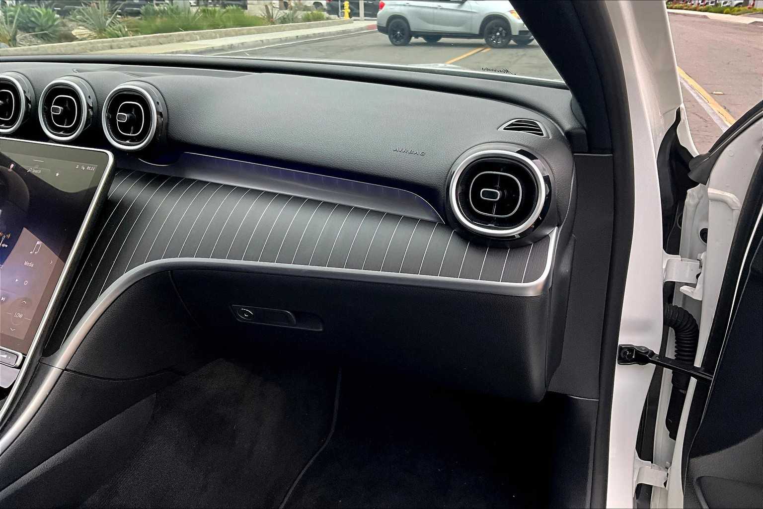 2024 Mercedes Benz C 300 photo 17