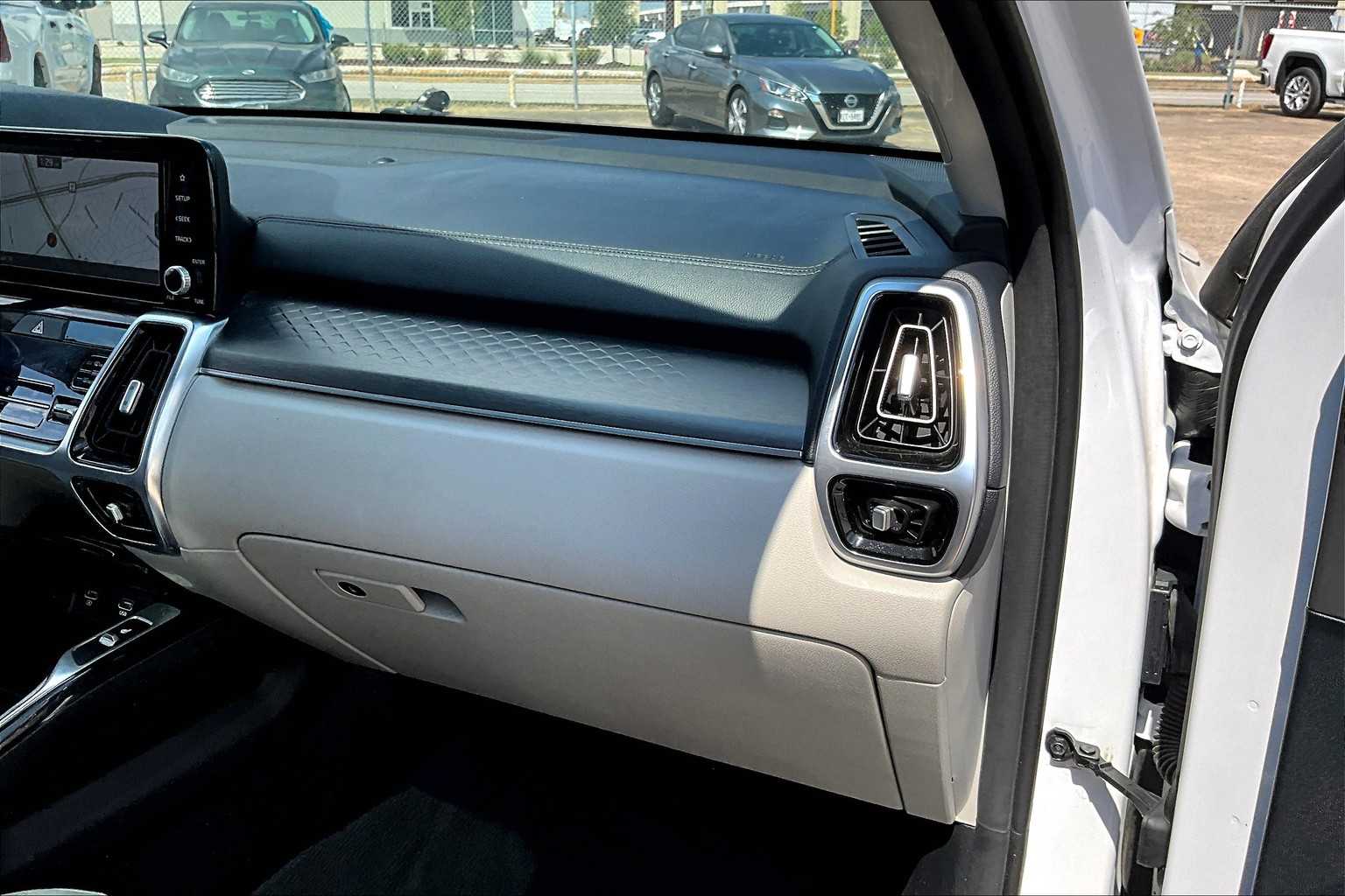 2022 Kia Sorento SX photo 15