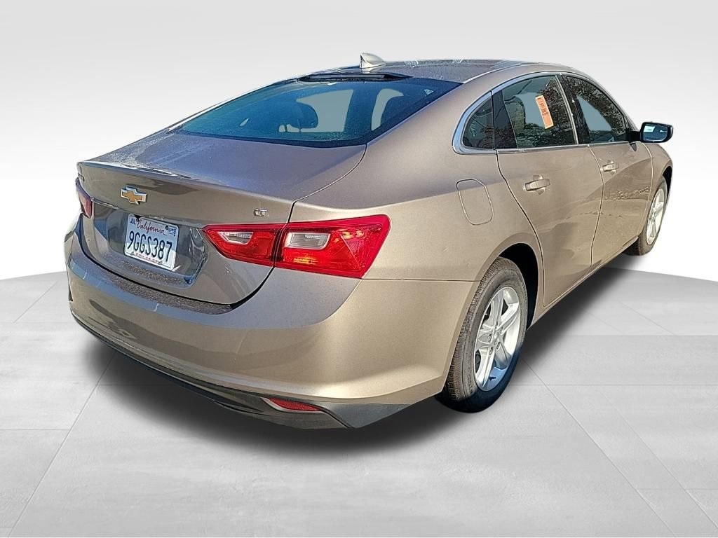 2023 Chevrolet Malibu 1LT photo 4